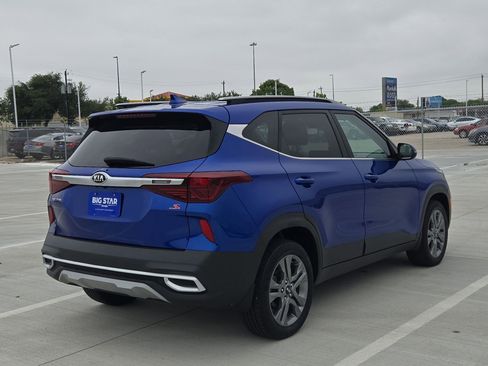 Used 2021 Kia Seltos S FWD image 3