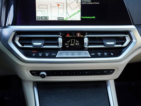 Used 2022 BMW 330i Sedan image 33