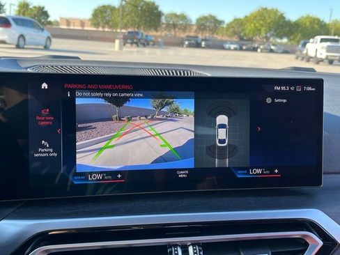 Used 2023 BMW i4 eDrive35 RWD image 21