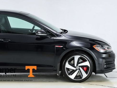 Used 2020 Volkswagen GTI SE FWD image 12