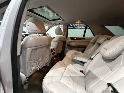 Used 2012 Mercedes-Benz ML 350 4MATIC image 28