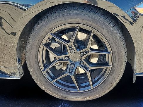 Used 2020 Ford Mustang Coupe RWD image 8