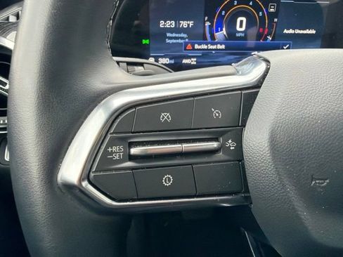 Used 2026 Chevrolet Equinox LT AWD/4WD image 38