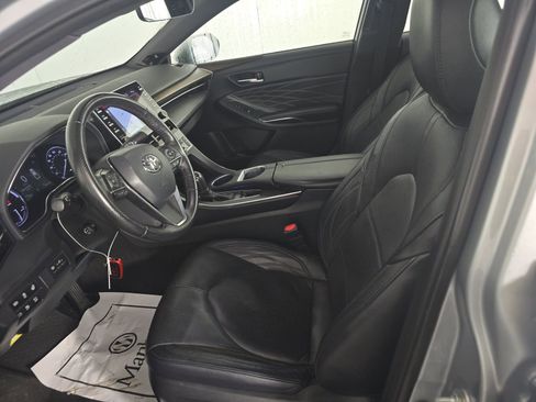 Used 2021 Toyota Avalon Limited w/ Advanced Safety Package image 8