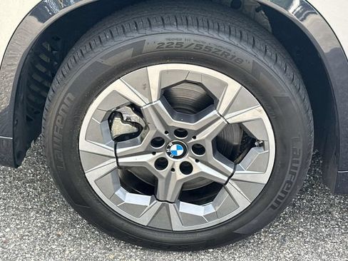 Used 2025 BMW X1 xDrive28i AWD/4WD image 12