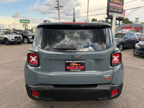 Used 2016 Jeep Renegade Latitude AWD/4WD image 7