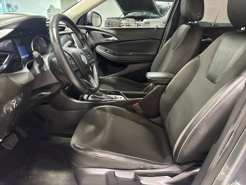 Used 2021 Buick Encore GX Preferred FWD image 29
