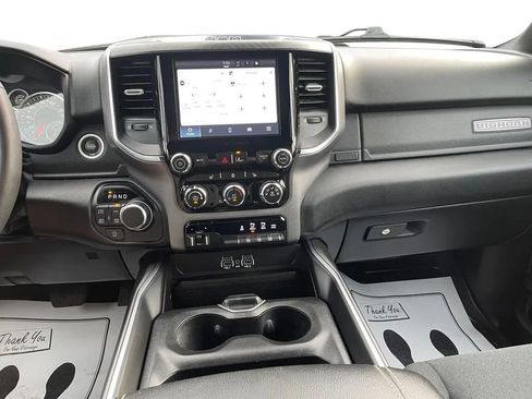 Used 2025 RAM 1500 Big Horn AWD/4WD image 34