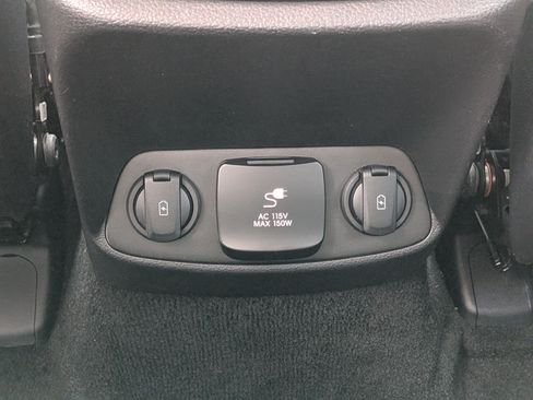 Used 2020 Hyundai Santa Fe Limited w/ Cargo Package FWD image 16