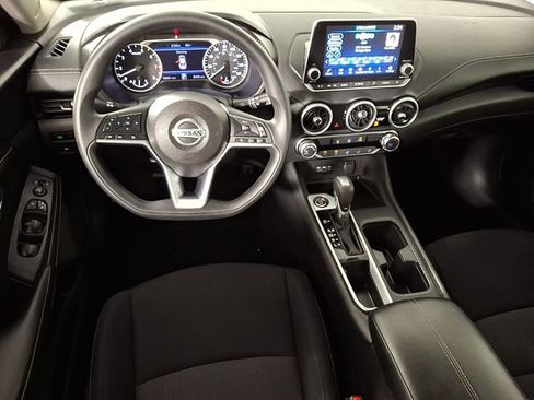 Used 2023 Nissan Sentra SV FWD image 2
