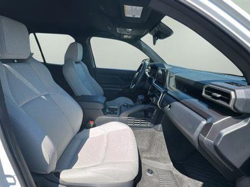 Used 2025 Toyota 4Runner SR5 RWD image 18