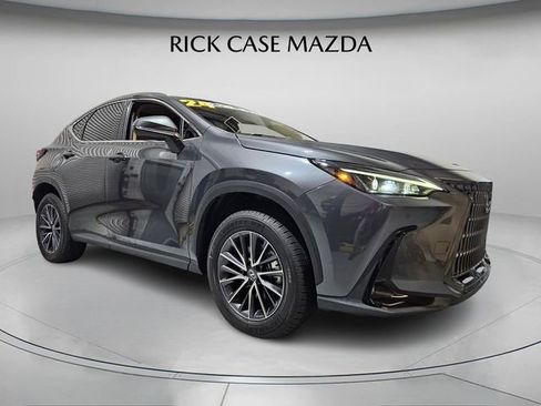 Used 2024 Lexus NX 250 FWD w/ Premium Package image 9