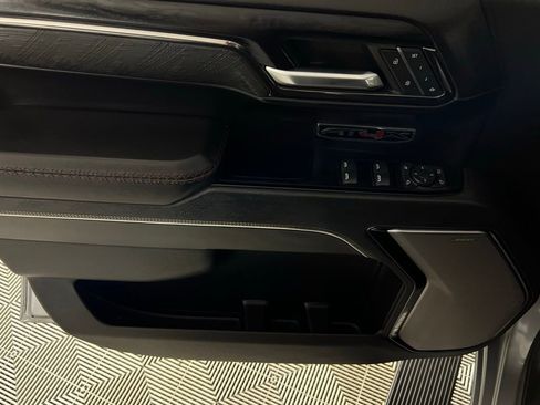 Used 2024 GMC Sierra 1500 AT4X image 26