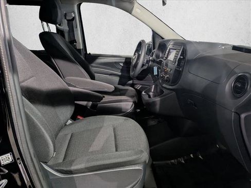 Used 2020 Mercedes-Benz Metris Passenger image 27
