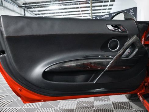 Used 2012 Audi R8 V10 image 32