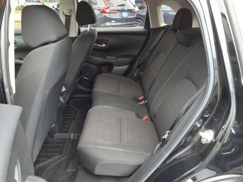 Certified 2024 Honda HR-V LX image 6