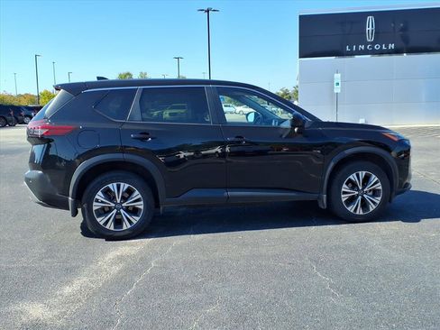 Used 2023 Nissan Rogue SV image 25