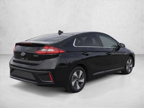 Used 2017 Hyundai Ioniq SEL FWD image 7