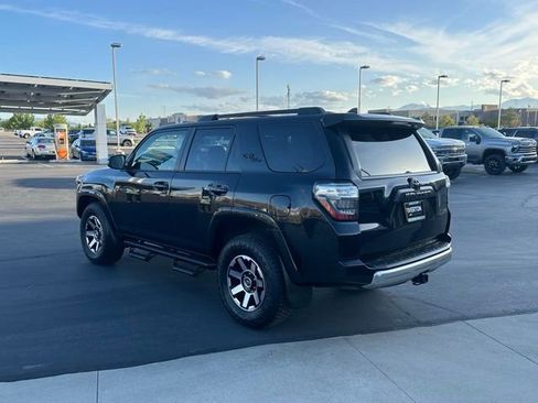 Used 2023 Toyota 4Runner TRD Off-Road Premium w/ Moonroof Package AWD/4WD image 22