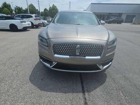 Used 2019 Lincoln Nautilus Select w/ Cargo Utility Package FWD image 8