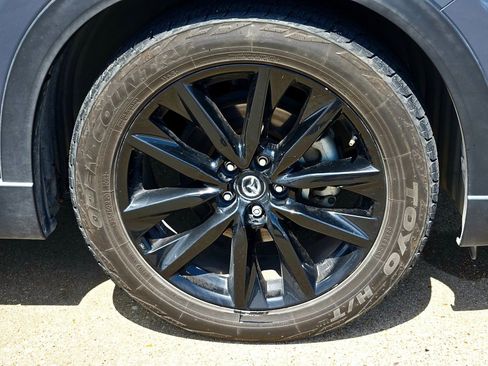 Used 2023 MAZDA CX-9 Carbon Edition image 8