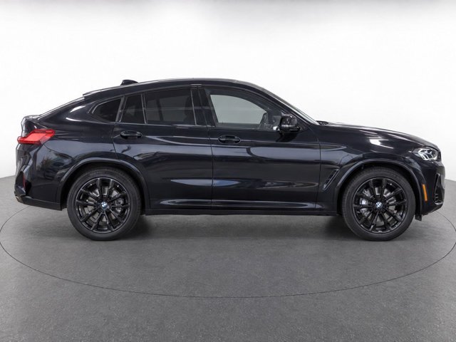 Certified 2025 BMW X4 xDrive30i w/ Premium Package AWD/4WD image 8