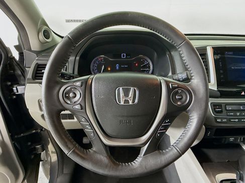 Used 2017 Honda Pilot EX-L image 11