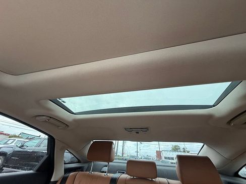 Used 2016 Jaguar XJ R-Sport AWD/4WD image 35