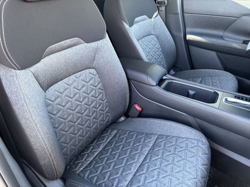 New 2026 Nissan Kicks SV image 8