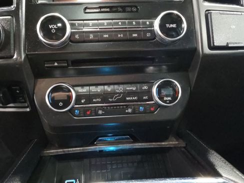 Used 2018 Ford Expedition Max Limited w/ Equipment Group 302A AWD/4WD image 28