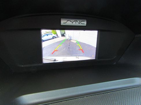 Used 2017 Ford C-MAX SE image 12