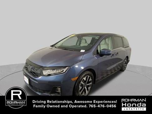 Used 2025 Honda Odyssey EX-L image 10