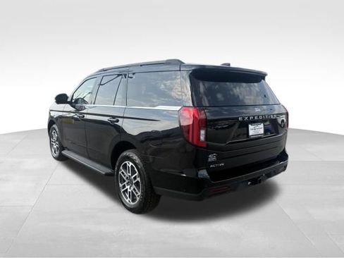 Used 2025 Ford Expedition Active AWD/4WD image 11