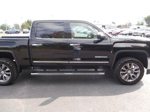 Used 2017 GMC Sierra 1500 SLT w/ SLT Premium Package AWD/4WD image 12