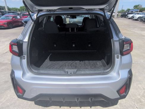 Used 2025 Subaru Crosstrek 2.5i Premium AWD/4WD image 28