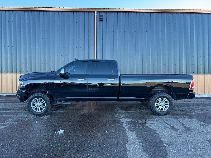Used 2014 RAM 3500 Laramie Longhorn AWD/4WD image 3