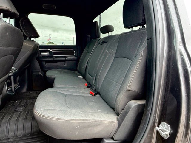 Used 2024 RAM 2500 Big Horn w/ Sport Appearance Package AWD/4WD image 9