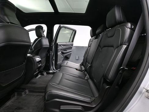 Used 2022 Jeep Grand Cherokee L Overland w/ Advanced Protech Group III image 45