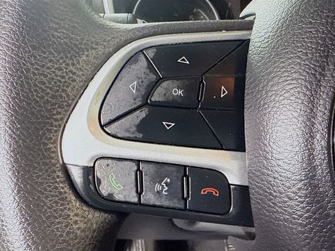 Used 2020 Jeep Compass Sport image 14