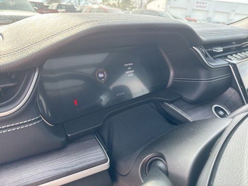 Used 2022 Jeep Grand Cherokee L Limited image 13