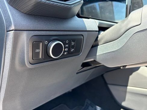Used 2025 Ford Mustang GT RWD image 17