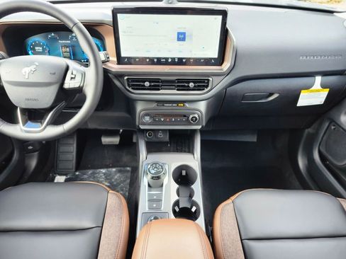 New 2025 Ford Bronco Sport Outer Banks w/ Outer Banks Tech Package+ AWD/4WD image 14