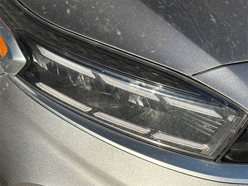 Used 2023 Kia Forte GT w/ GT2 Package image 5