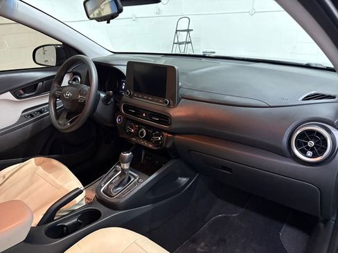 Used 2022 Hyundai Kona SEL w/ Cargo Package image 18