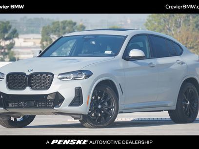 New 2025 BMW X4 xDrive30i w/ Premium Package
