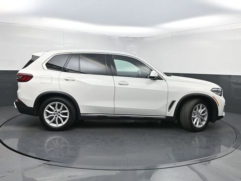 Used 2023 BMW X5 xDrive40i image 46