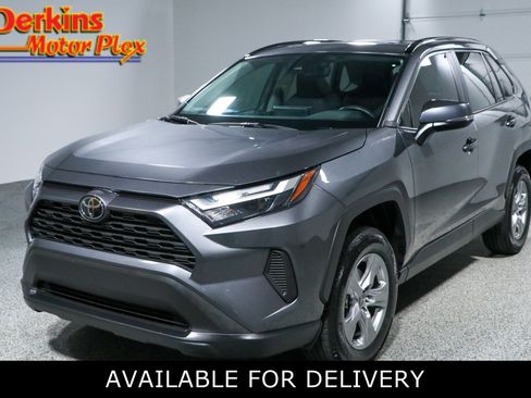 Used 2023 Toyota RAV4 XLE w/ Convenience Package FWD image 1