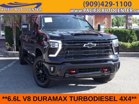 Used 2025 Chevrolet Silverado 2500 LT w/ Trail Boss Package AWD/4WD image 1