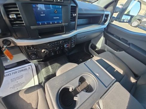 Used 2024 Ford F250 XL w/ XL Chrome Package AWD/4WD image 18