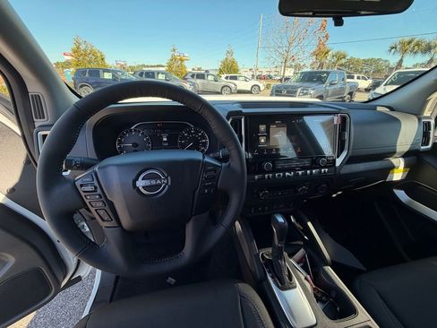 New 2026 Nissan Frontier SV w/ SV Convenience Package image 19